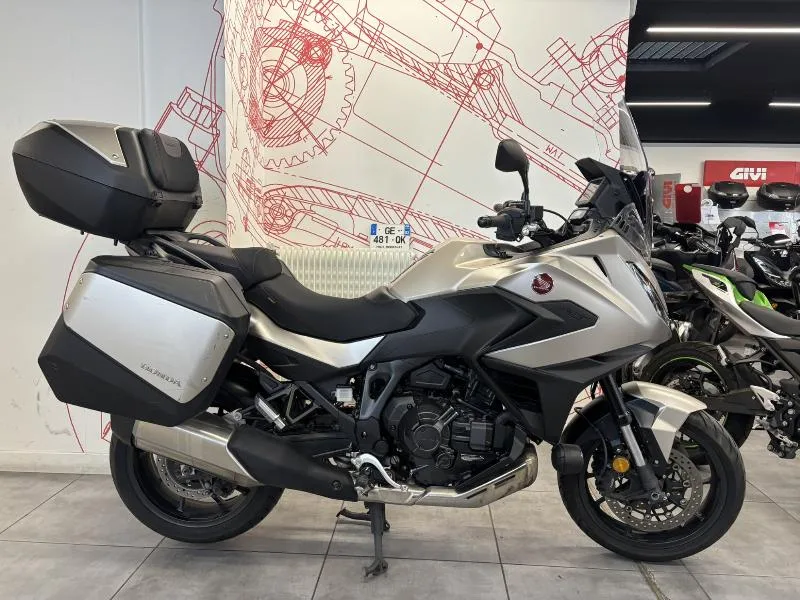 NT 1100 DCT