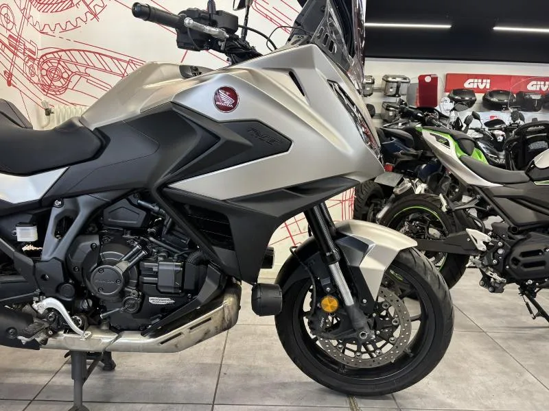 NT 1100 DCT