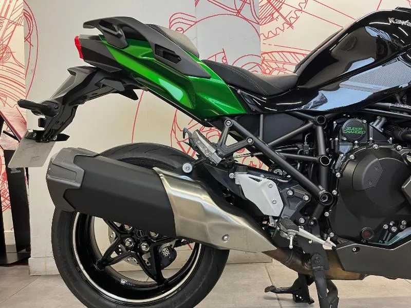 Ninja H2 SX SE