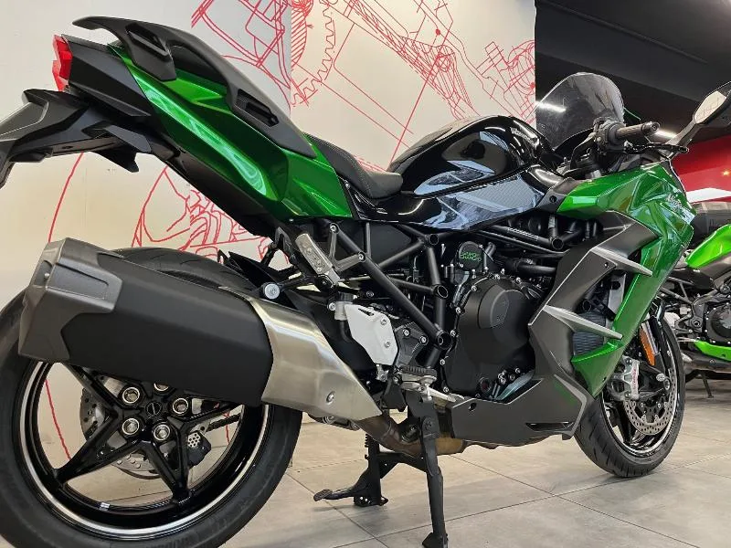 Ninja H2 SX SE