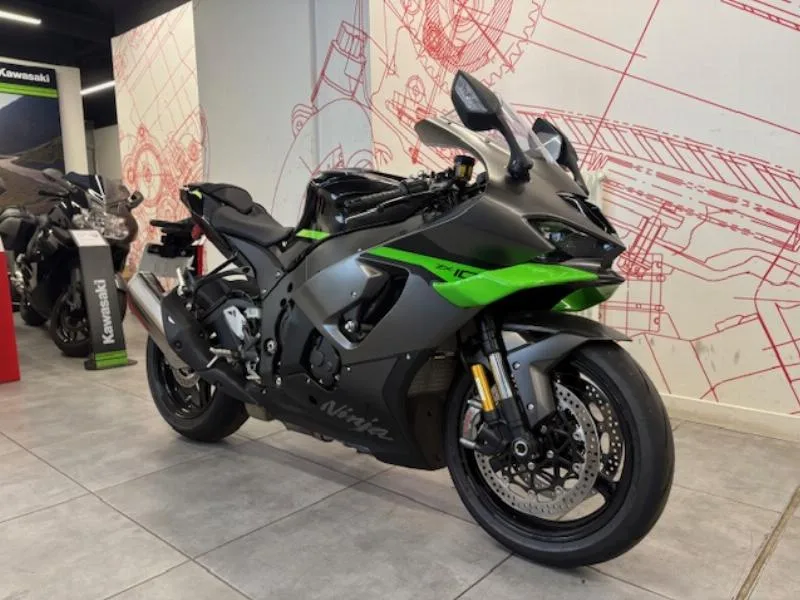 ZX10R