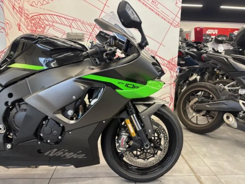 ZX10R