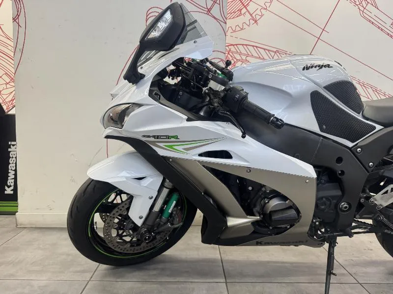 ZX10R