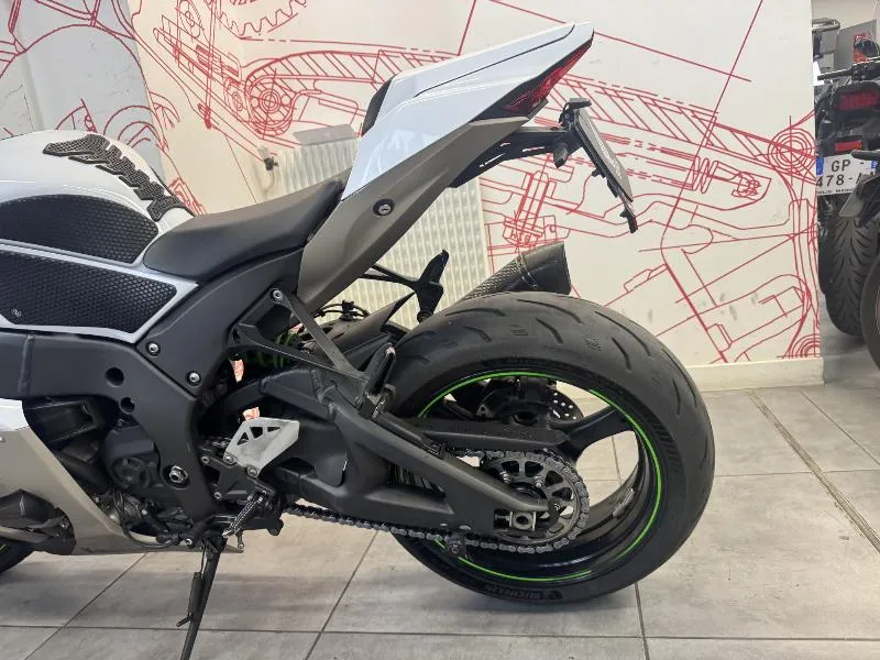 ZX10R