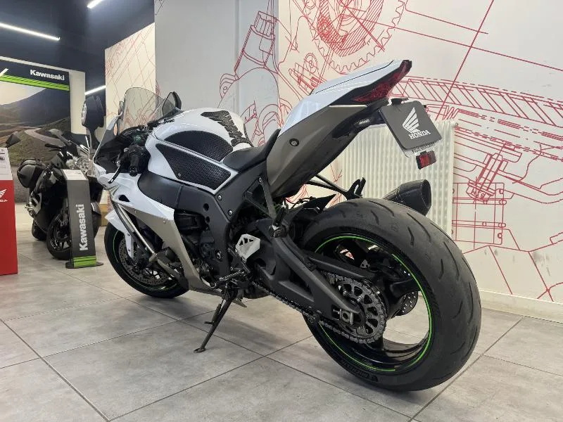 ZX10R