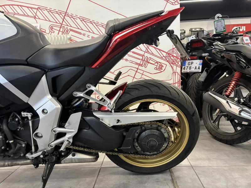 CB 1000 R