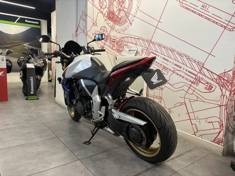 CB 1000 R