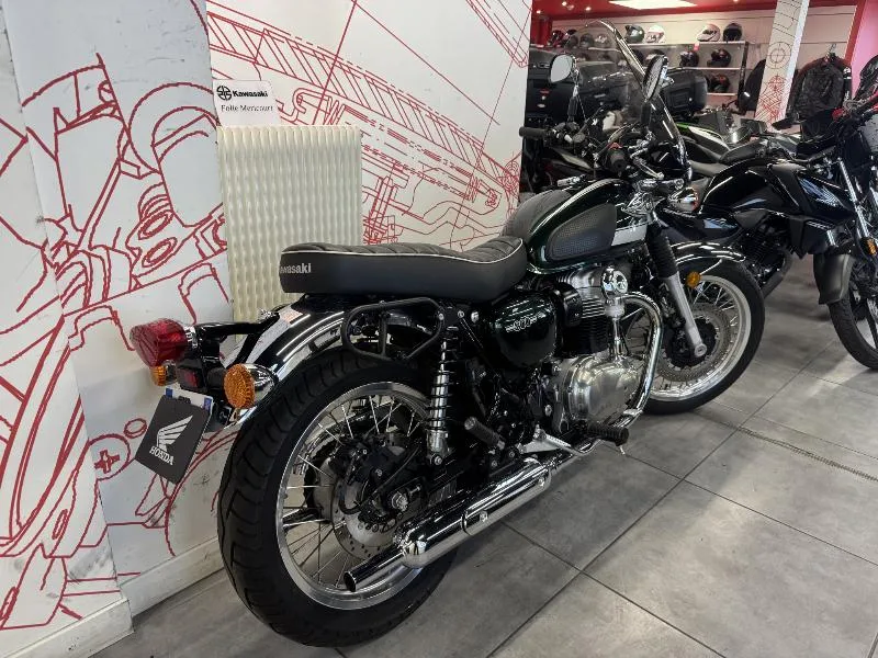 W 800