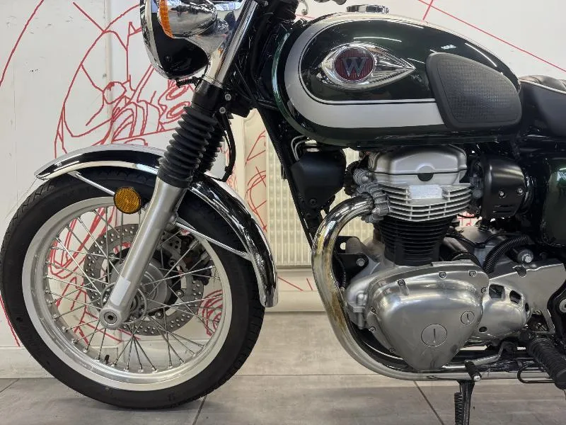 W 800