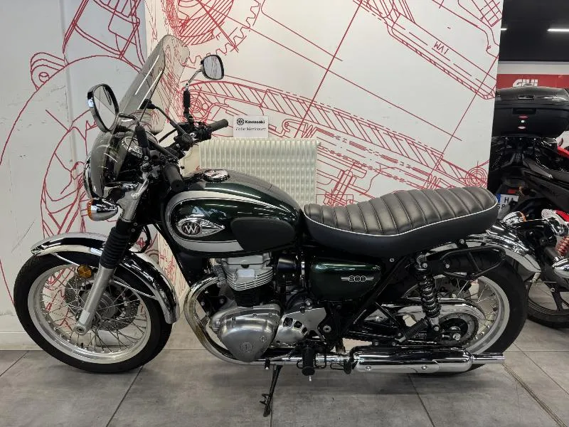 W 800