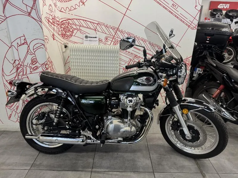W 800