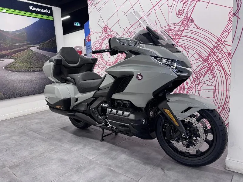 GL 1800 GOLDWING TOURING DCT