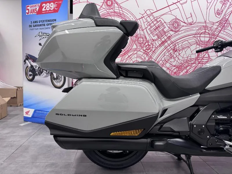 GL 1800 GOLDWING TOURING DCT