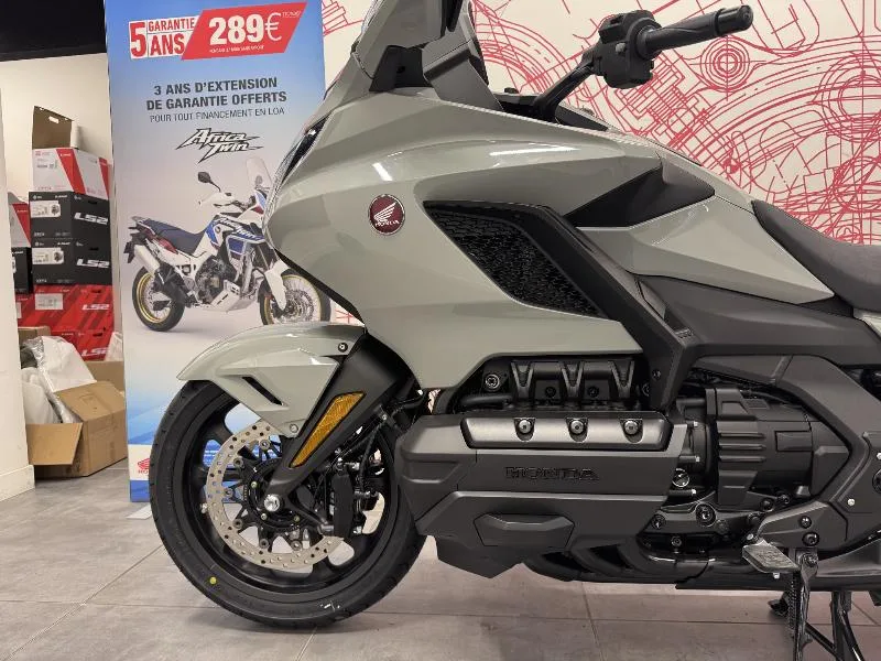 GL 1800 GOLDWING TOURING DCT