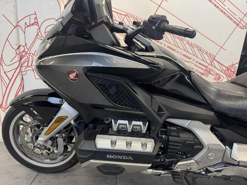 GL 1800 GOLDWING TOURING DCT