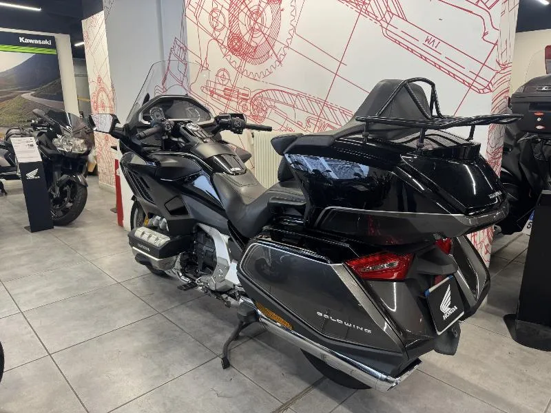 GL 1800 GOLDWING TOURING DCT