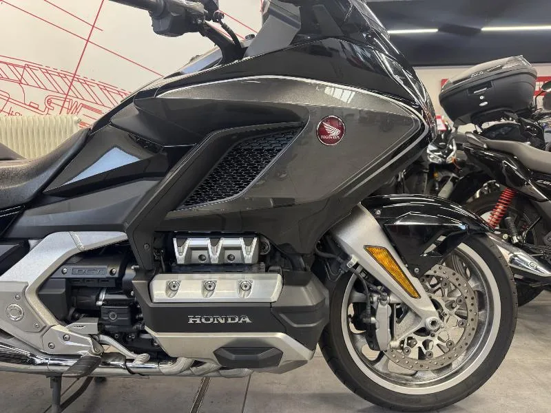 GL 1800 GOLDWING TOURING DCT