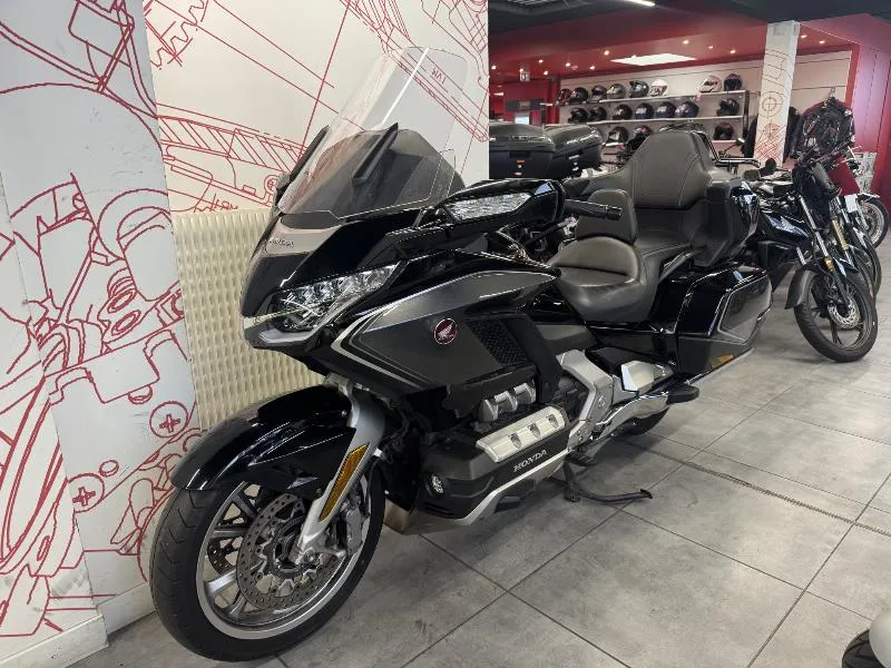 GL 1800 GOLDWING TOURING DCT