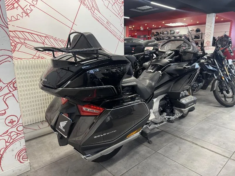 GL 1800 GOLDWING TOURING DCT