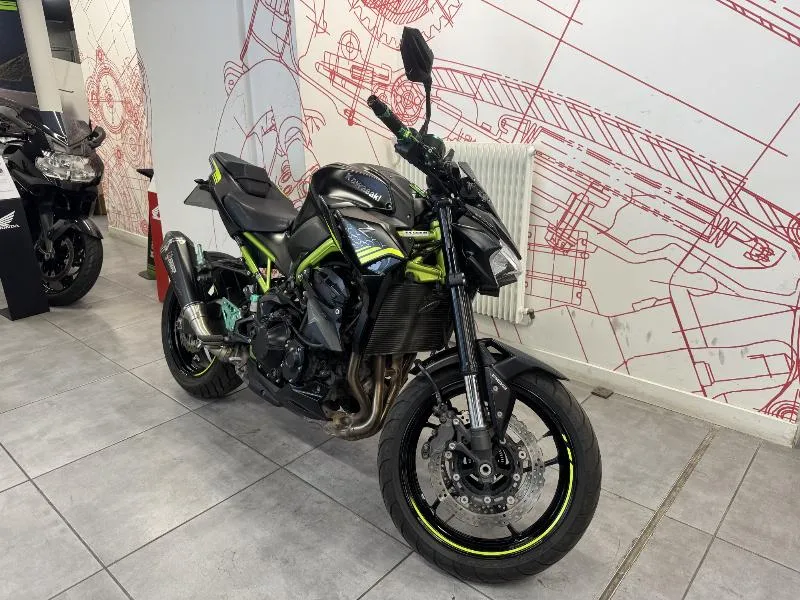 Z 900