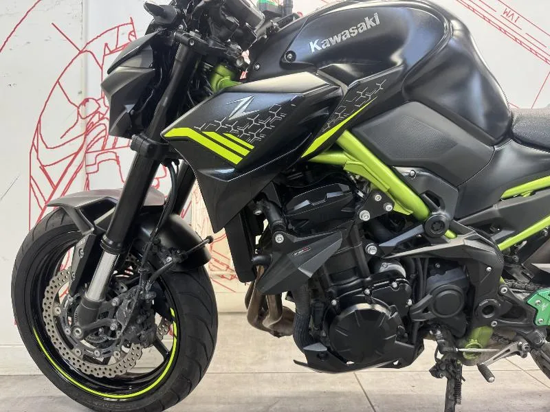 Z 900