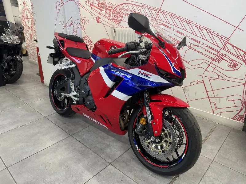 CBR 600 RR 2025