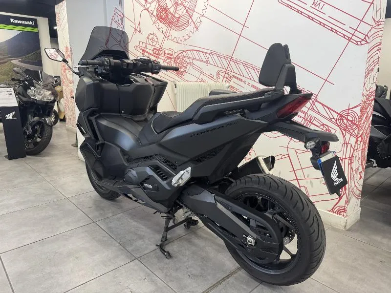 NSS FORZA 750