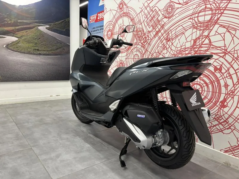 PCX 125