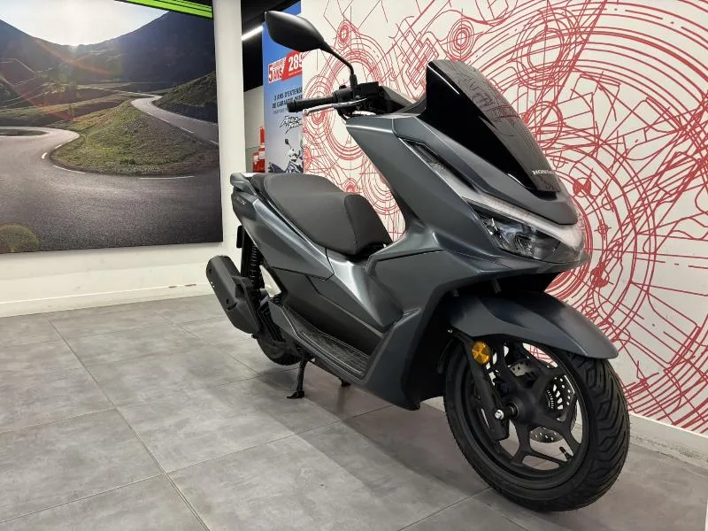 PCX 125