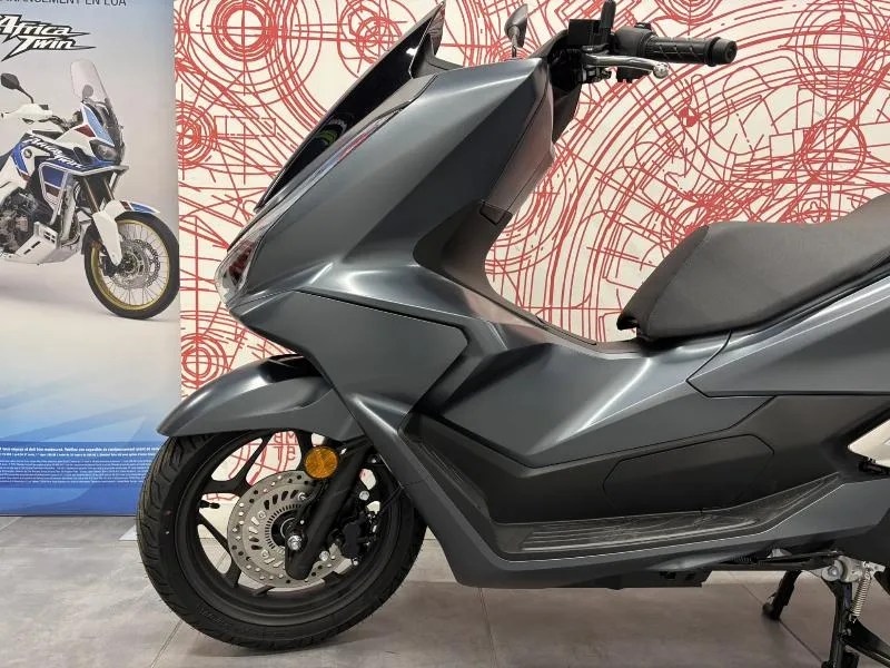 PCX 125
