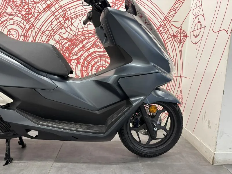 PCX 125