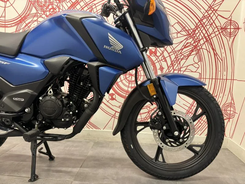 CB 125 F
