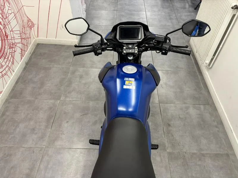 CB 125 F