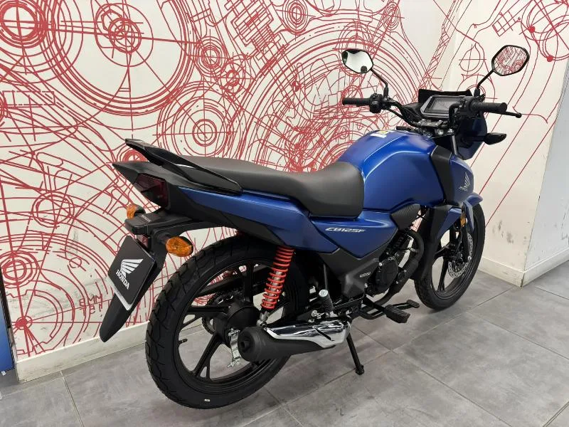 CB 125 F
