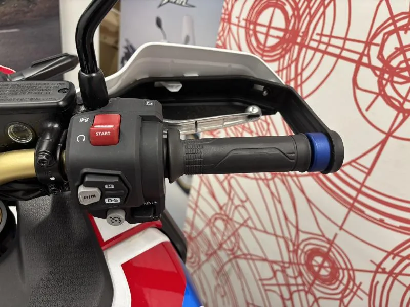 CRF 1100 L AFRICA TWIN  ADVENTURE SPORTS DCT