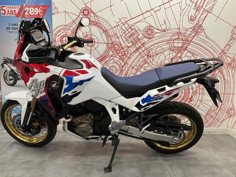 CRF 1100 L AFRICA TWIN  ADVENTURE SPORTS DCT