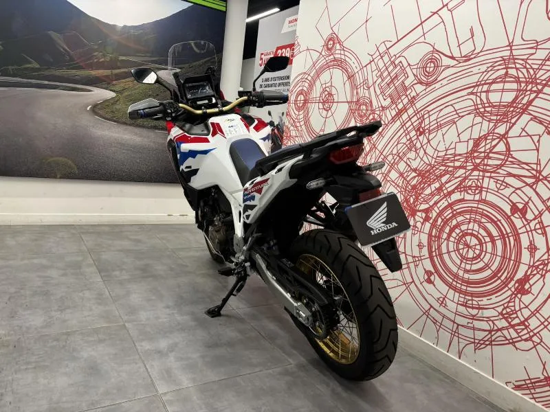 CRF 1100 L AFRICA TWIN  ADVENTURE SPORTS DCT