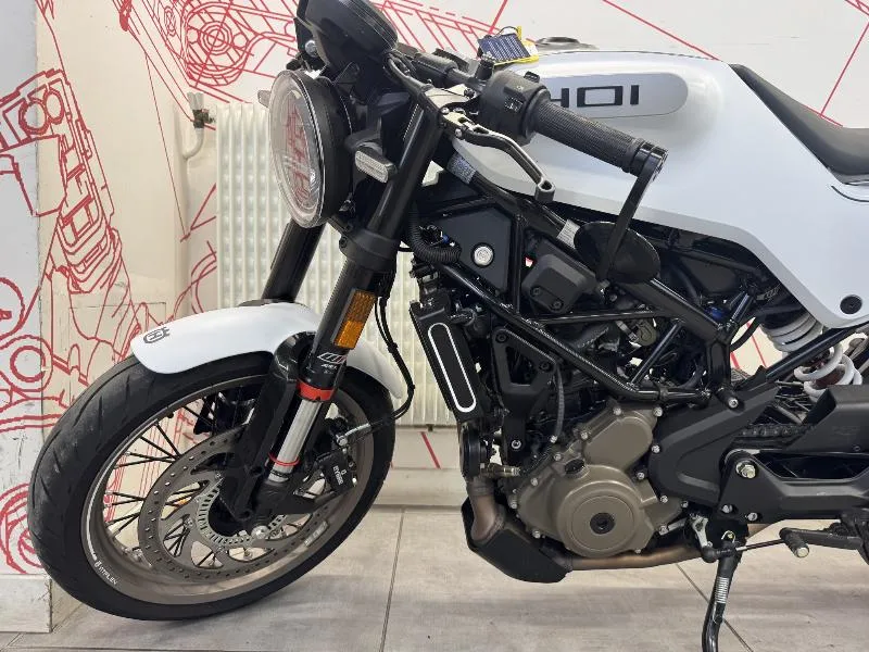 401 VITPILEN