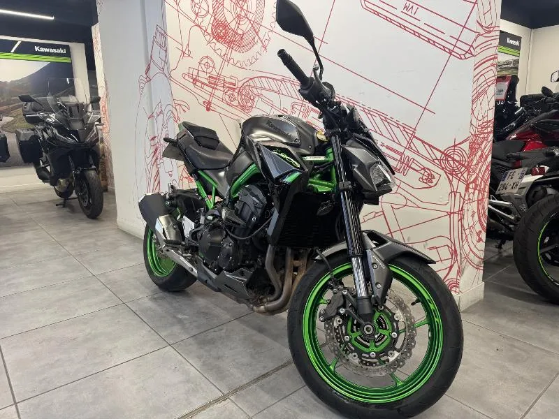 Z 900