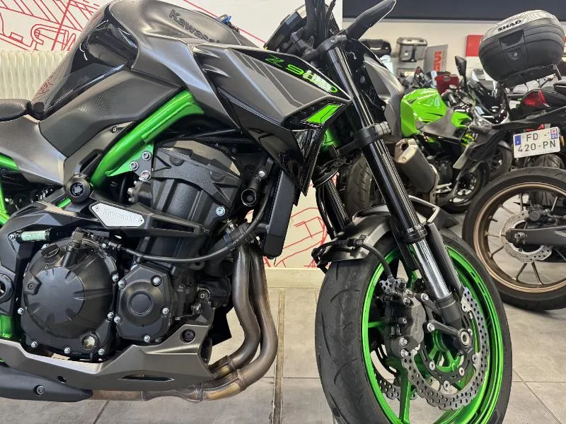 Z 900