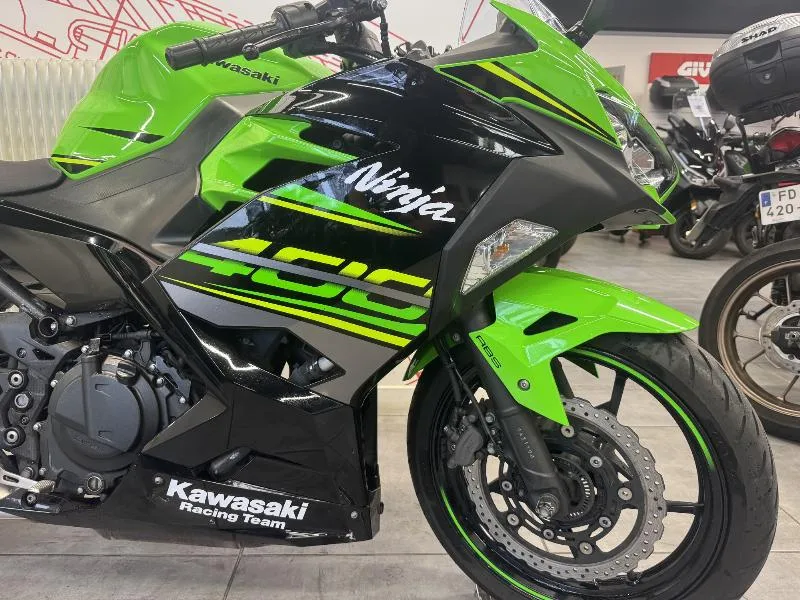 NINJA 400