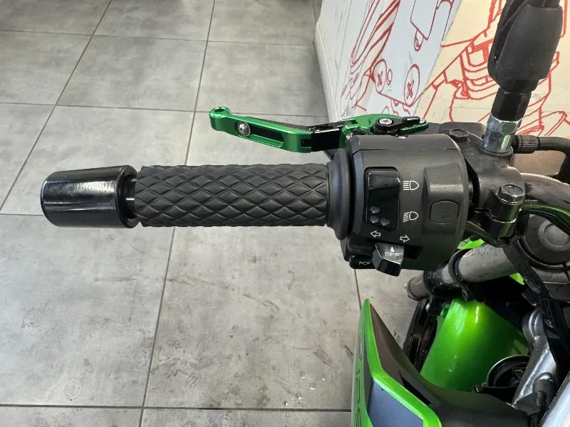 z 125
