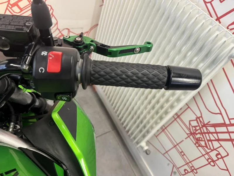 z 125