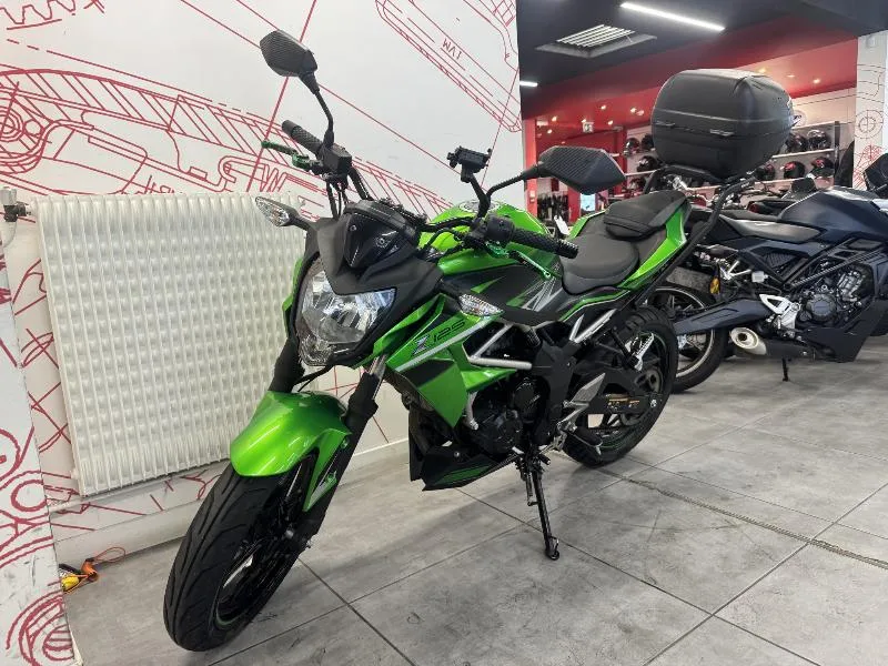 z 125