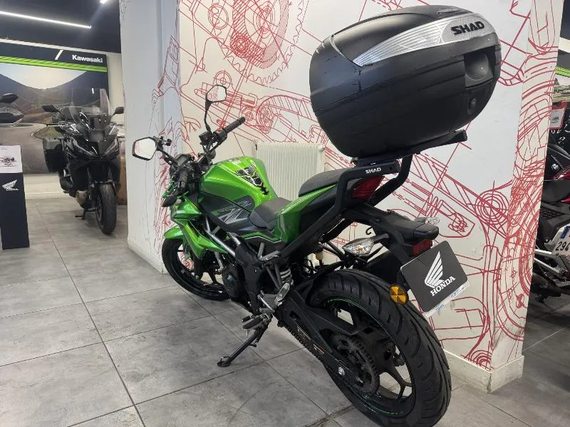 z 125