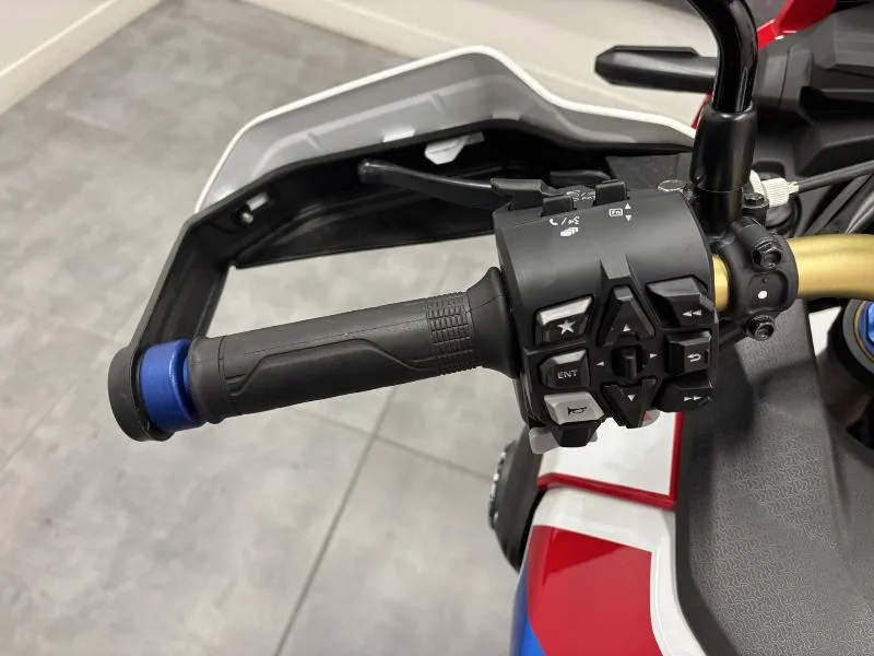 CRF 1100 L AFRICA TWIN  ADVENTURE SPORTS DCT