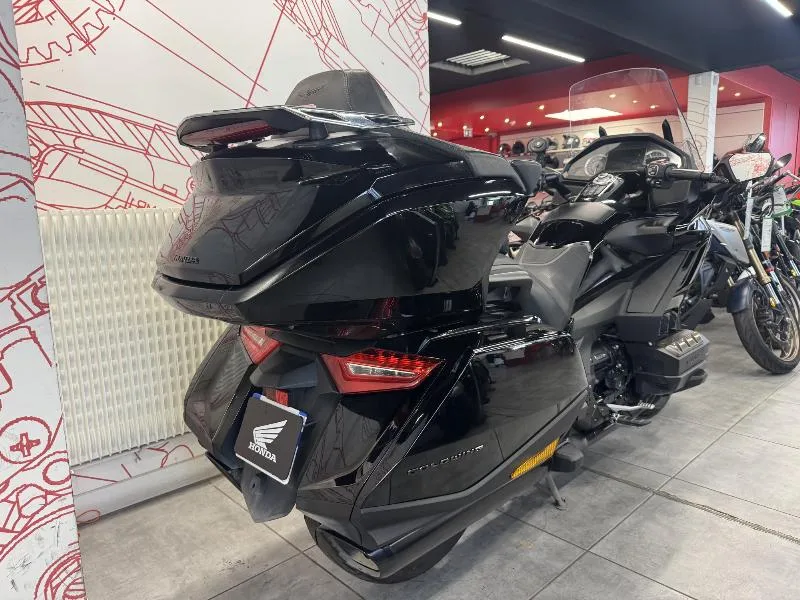GL 1800 GOLDWING TOURING DCT