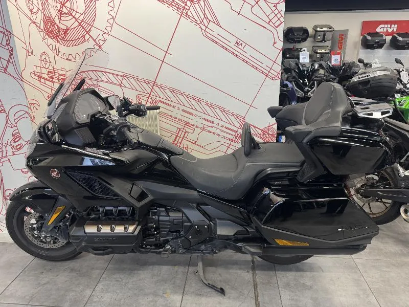GL 1800 GOLDWING TOURING DCT