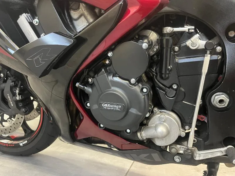 GSXR 750