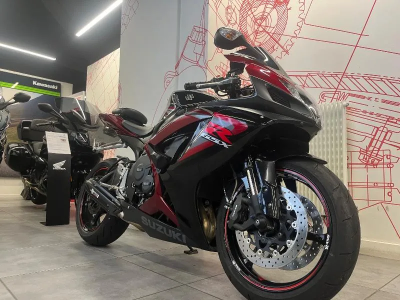 GSXR 750